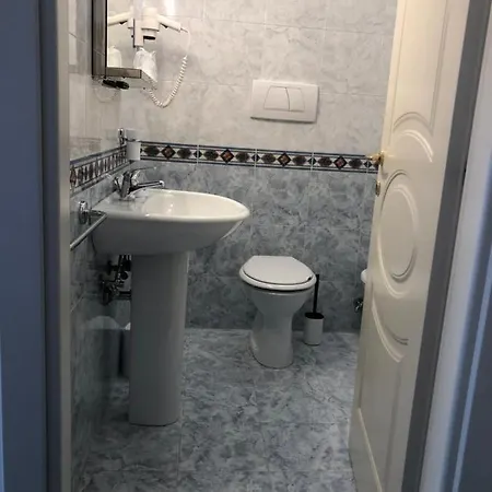 Domus Hotel Cerreto dʼEsi